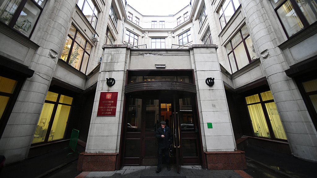 Кадровая волна: РФ необходимо привлекать в экономику 1,7 млн человек в год